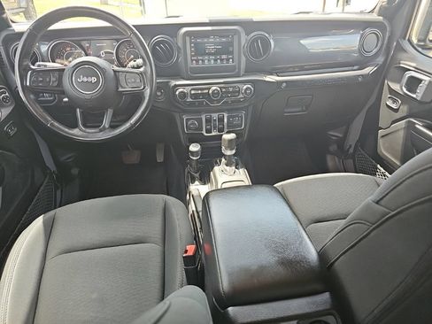 Used 2021 Jeep Wrangler Unlimited Sport AWD/4WD image 17