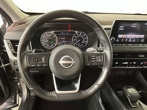 Used 2022 Nissan Rogue S AWD/4WD image 15