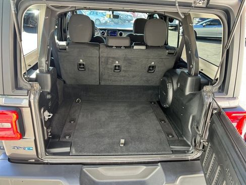 Used 2023 Jeep Wrangler Unlimited Rubicon 4xe image 25