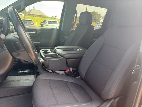 Used 2022 Chevrolet Silverado 1500 RST AWD/4WD image 9