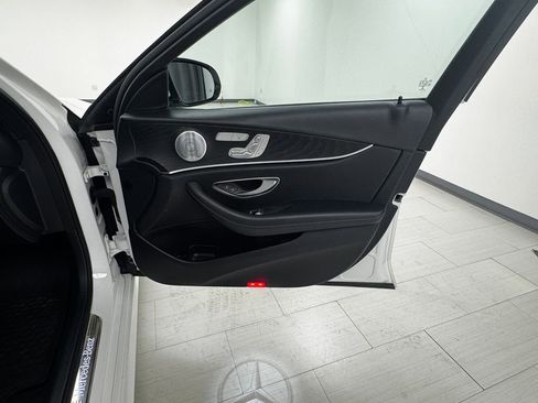 Used 2023 Mercedes-Benz E 350 Sedan image 13