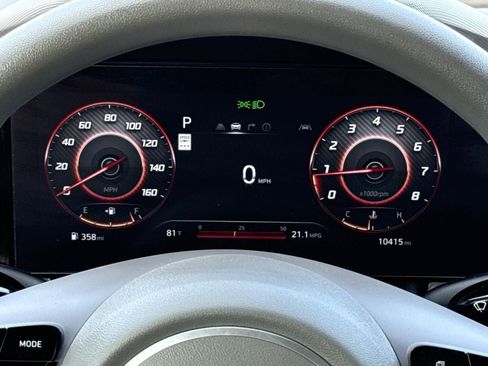 Used 2024 Hyundai Elantra SEL FWD image 23