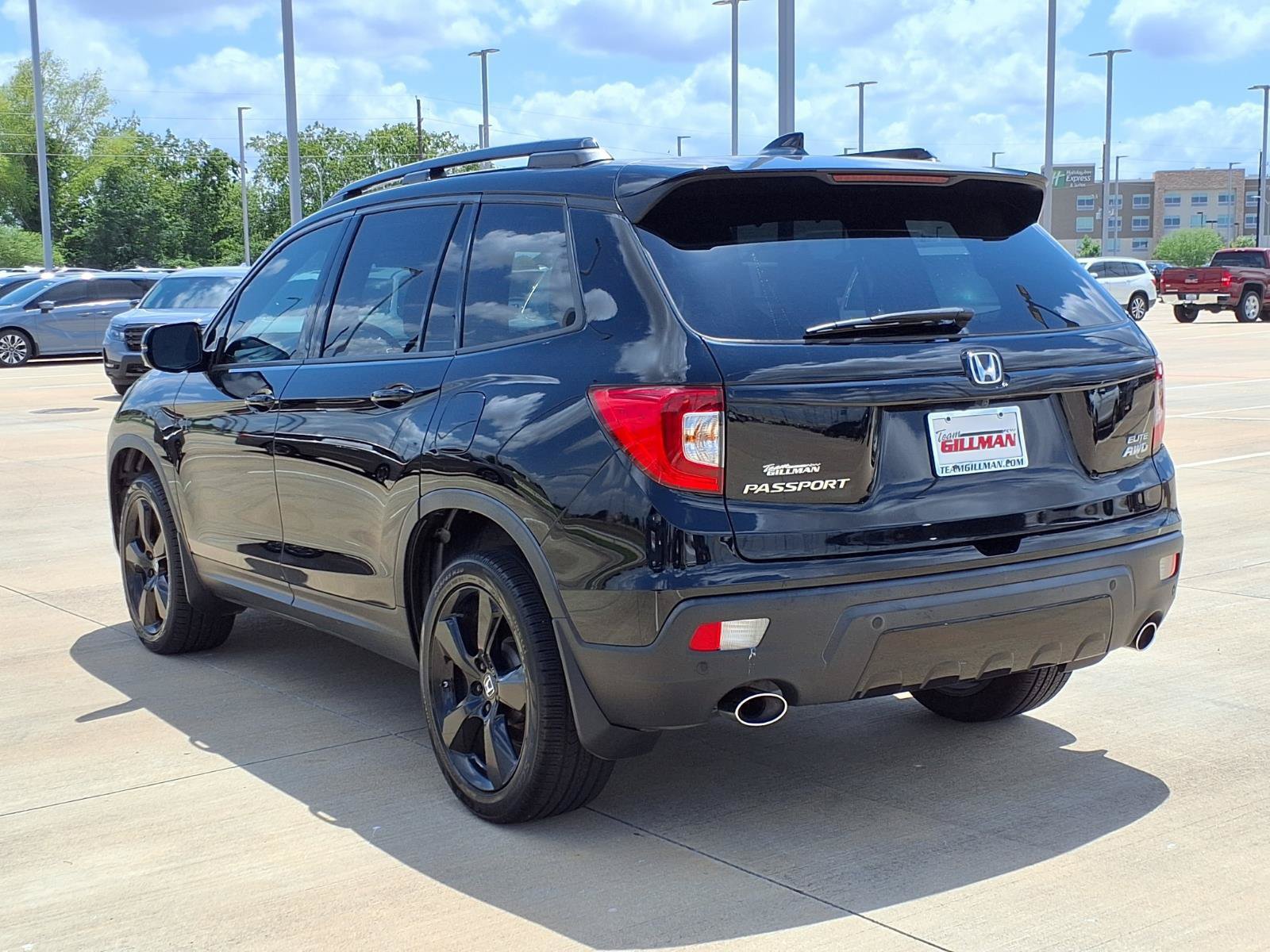 Used 2021 Honda Passport Elite image 2