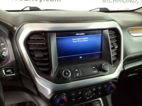 Used 2020 GMC Acadia SLE w/ Driver Convenience Package image 19