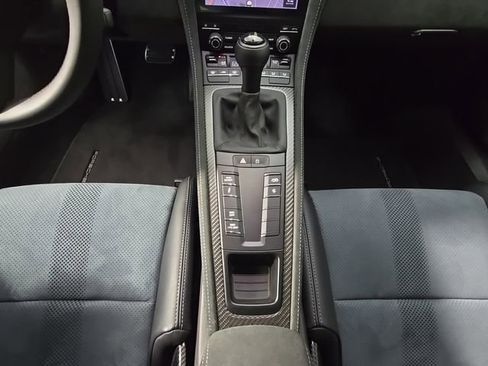 Certified 2024 Porsche 718 Cayman GT4 RS RWD image 21
