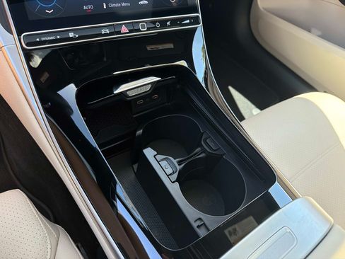 Certified 2026 Mercedes-Benz C 300 Sedan image 22