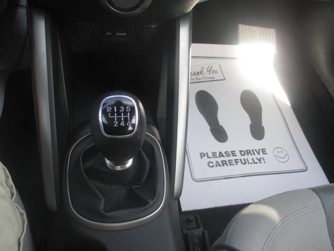 Used 2012 Hyundai Veloster image 21
