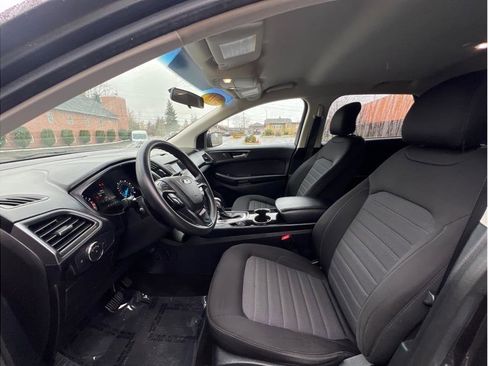 Used 2018 Ford Edge SE AWD/4WD image 3