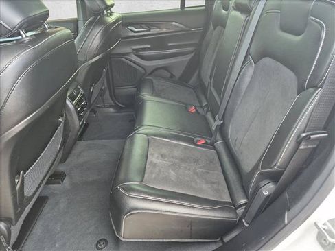 Used 2023 Jeep Grand Cherokee Altitude AWD/4WD image 19