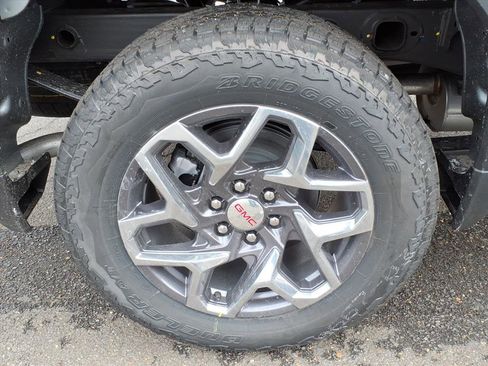 New 2026 GMC Sierra 1500 Pro image 7