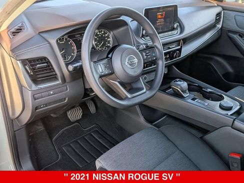 Used 2021 Nissan Rogue SV AWD/4WD image 17
