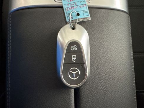Certified 2026 Mercedes-Benz GLC 300 image 33