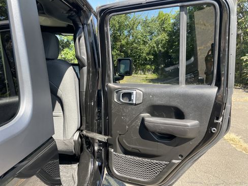 Used 2024 Jeep Wrangler Sport S w/ Convenience Group image 13