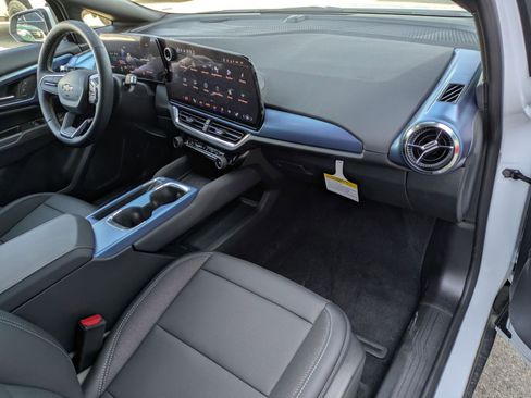 New 2026 Chevrolet Equinox EV LT FWD image 14