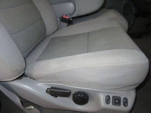 Used 2005 Ford F350 XLT image 35