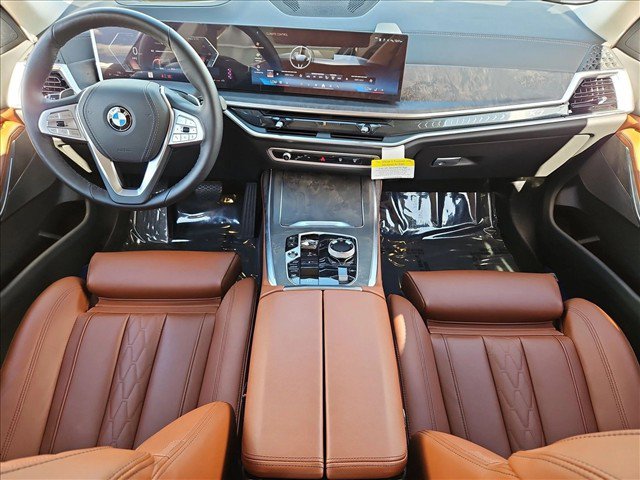 Used 2026 BMW X7 xDrive40i AWD/4WD image 18