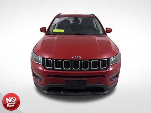 Used 2018 Jeep Compass Latitude w/ Popular Equipment Group image 9