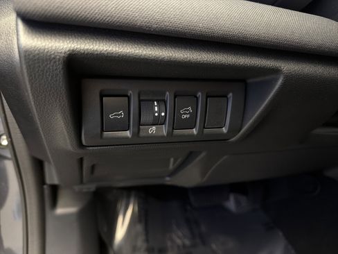 Used 2025 Subaru Outback Premium w/ Popular Package #1A image 15