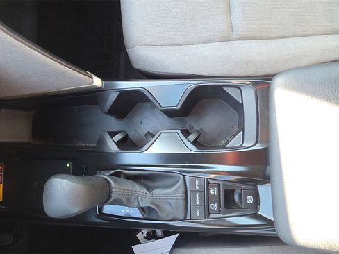 Used 2025 Toyota Camry XSE image 29