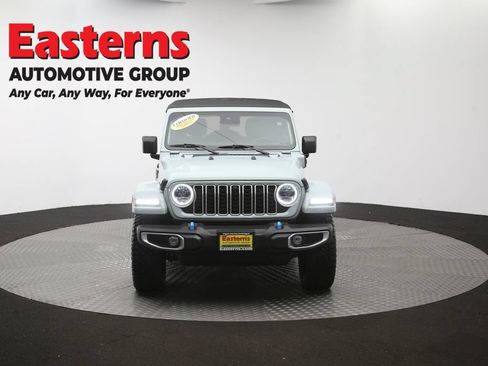 Used 2024 Jeep Wrangler Unlimited Sahara w/ Technology Group AWD/4WD image 52