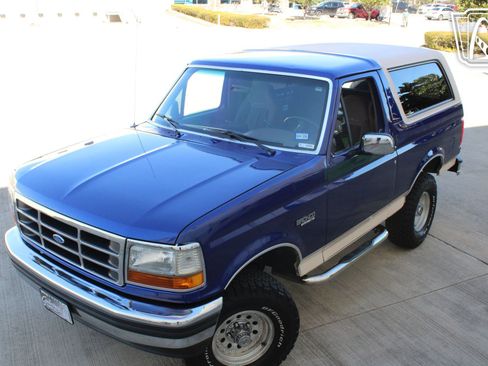 Used 1993 Ford Bronco Eddie Bauer image 24