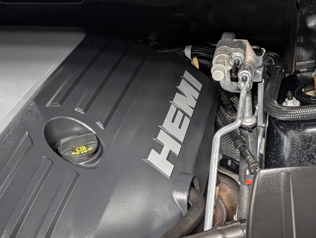 Used 2021 Jeep Grand Cherokee Summit AWD/4WD image 32