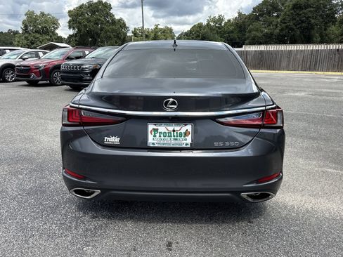 Used 2025 Lexus ES 350 w/ Premium Package FWD image 4