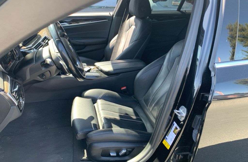 Used 2018 BMW 540i RWD image 5
