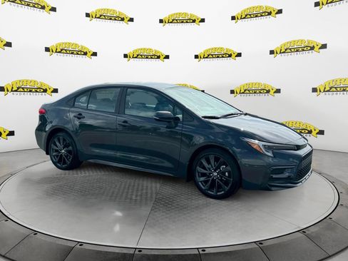 Used 2026 Toyota Corolla SE FWD image 7