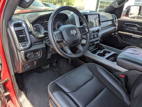 Used 2024 RAM 1500 Laramie AWD/4WD image 27