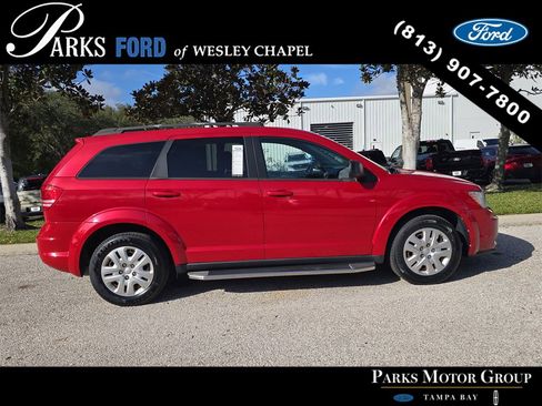 Used 2018 Dodge Journey SE image 4