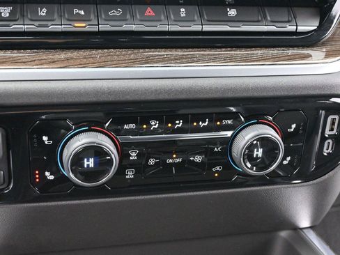 Used 2025 Chevrolet Silverado 2500 LT w/ All Star Edition image 22