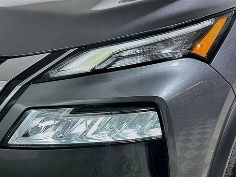 Used 2023 Nissan Rogue SV FWD image 24
