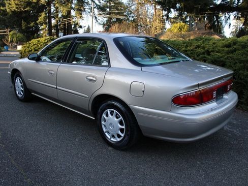 Used 2003 Buick Century Custom image 4