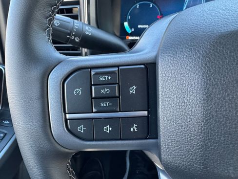 New 2026 Ford F250 Lariat w/ Black Appearance Package image 41