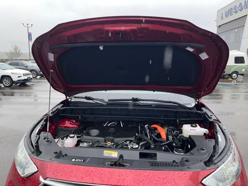 Used 2022 Toyota Highlander XLE image 26