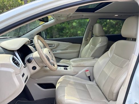Used 2018 Nissan Murano Platinum w/ Cargo Package FWD image 4