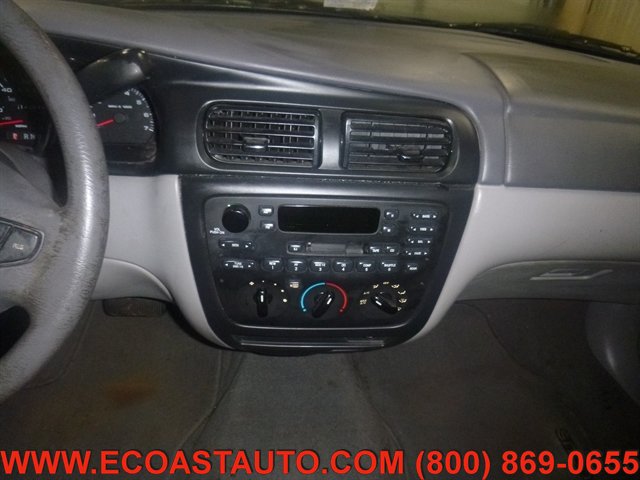 Used 2001 Ford Taurus SE FWD image 10
