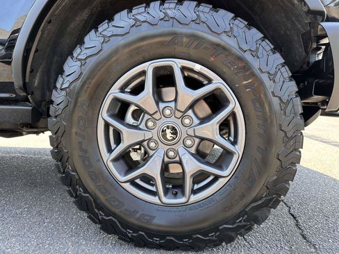 Used 2025 Ford Bronco Badlands AWD/4WD image 7