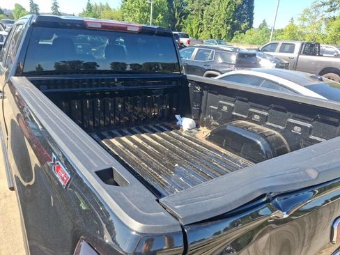 Certified 2023 GMC Sierra 1500 Pro w/ Graphite Edition AWD/4WD image 10