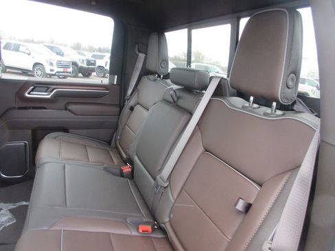 New 2026 GMC Sierra 3500 Denali w/ Denali Reserve Package AWD/4WD image 11
