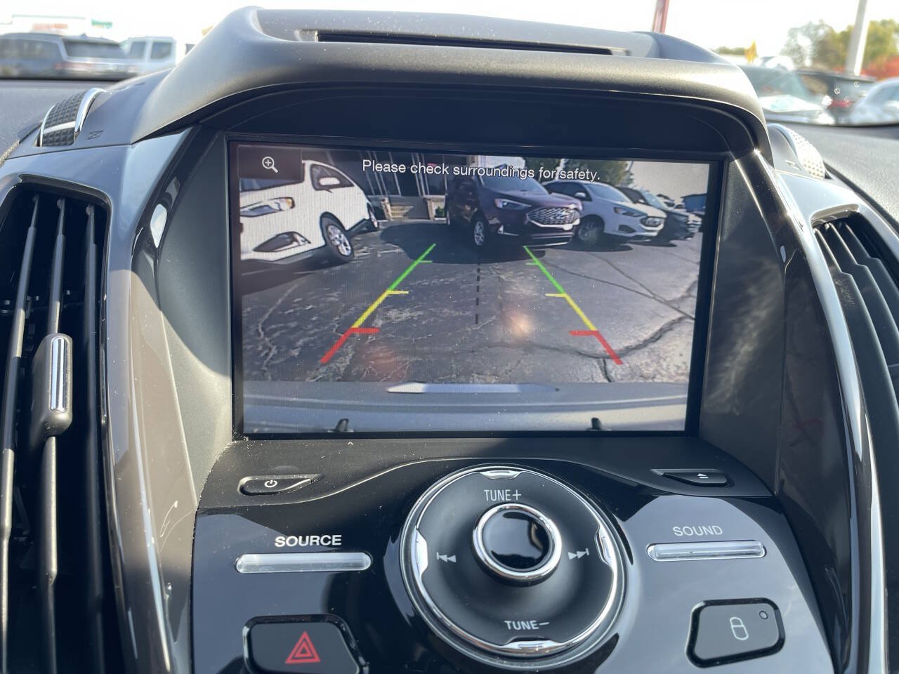 Used 2015 Ford Escape Titanium AWD/4WD image 22