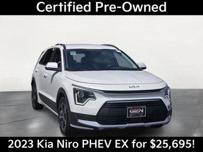 Used 2023 Kia Niro EX w/ EX Cold Weather Package