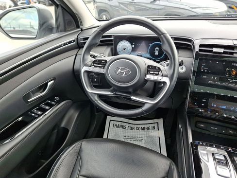 Certified 2022 Hyundai Tucson Limited image 15