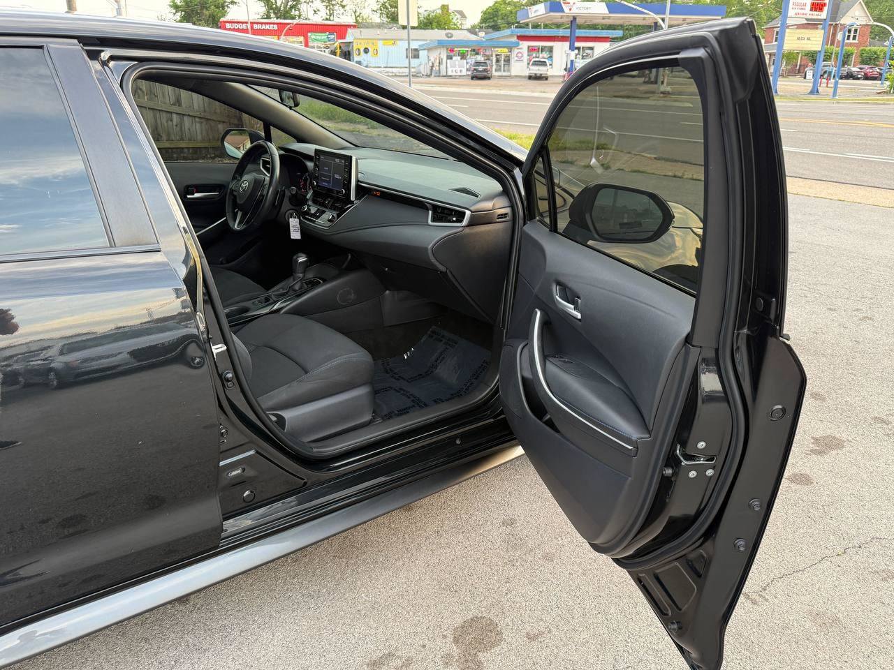 Used 2021 Toyota Corolla SE FWD image 20