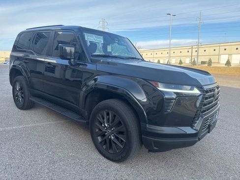 Used 2024 Lexus GX 550 550 Premium image 3