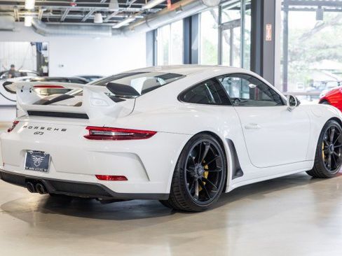 Used 2018 Porsche 911 GT3 image 6