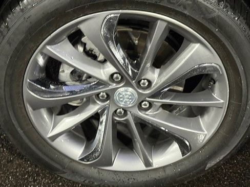 Used 2020 Buick Encore GX Essence w/ Experience Buick Package image 12