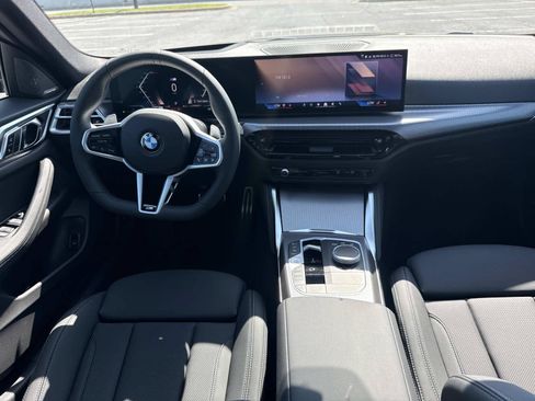 New 2026 BMW 430i xDrive w/ M Sport Package AWD/4WD image 17