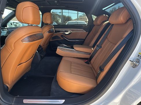 Used 2025 Audi A8 L 3.0T image 15